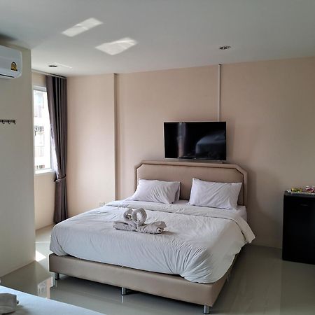 เคทู เกสเฮาส์ Hotel Chonburi Exterior foto