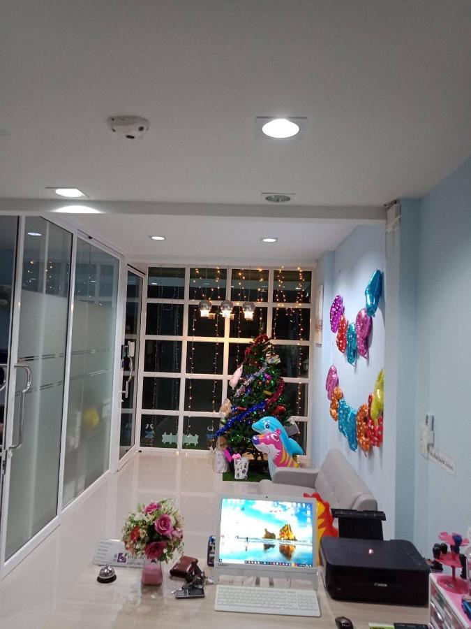 เคทู เกสเฮาส์ Hotel Chonburi Exterior foto