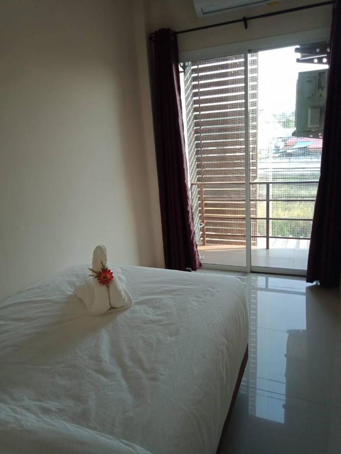 เคทู เกสเฮาส์ Hotel Chonburi Exterior foto